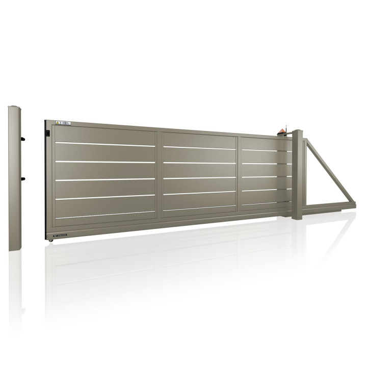 Brama przesuwna HOME INCLUSIVE AW.10.228 w wersji z prześwitem.