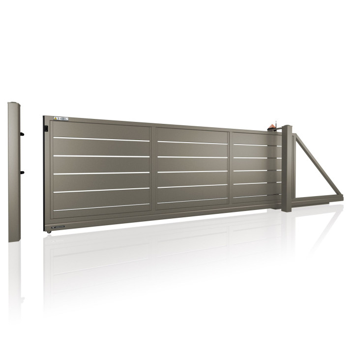 Brama przesuwna HOME INCLUSIVE AW.10.228 w wersji z prześwitem.