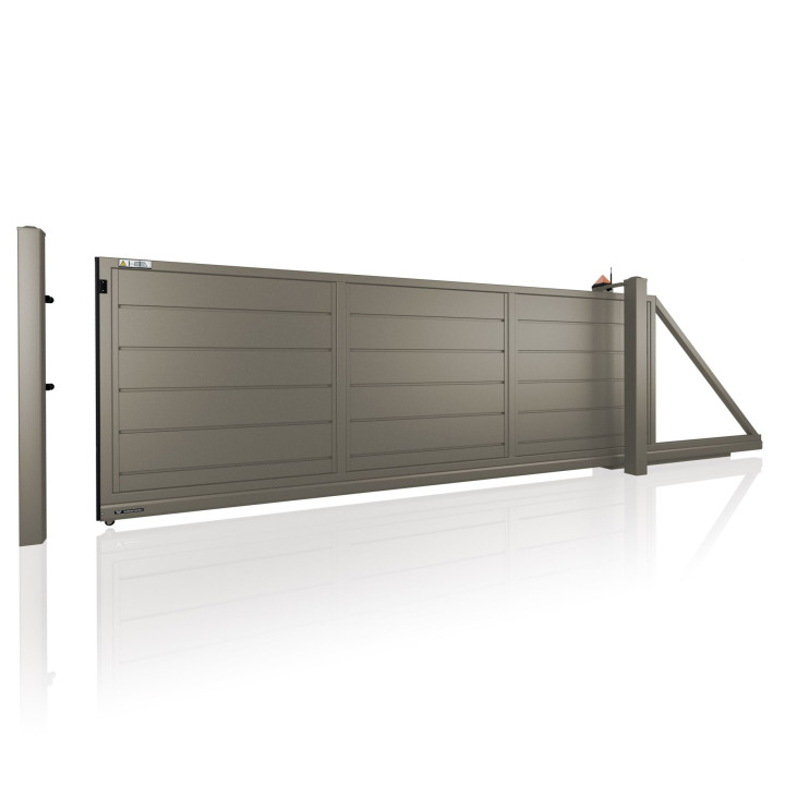 Brama przesuwna HOME INCLUSIVE AW.10.228 w wersji bez prześwitu.