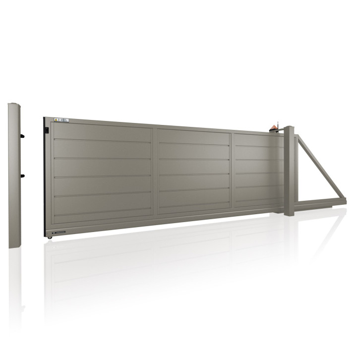 Brama przesuwna HOME INCLUSIVE AW.10.228 w wersji bez prześwitu.